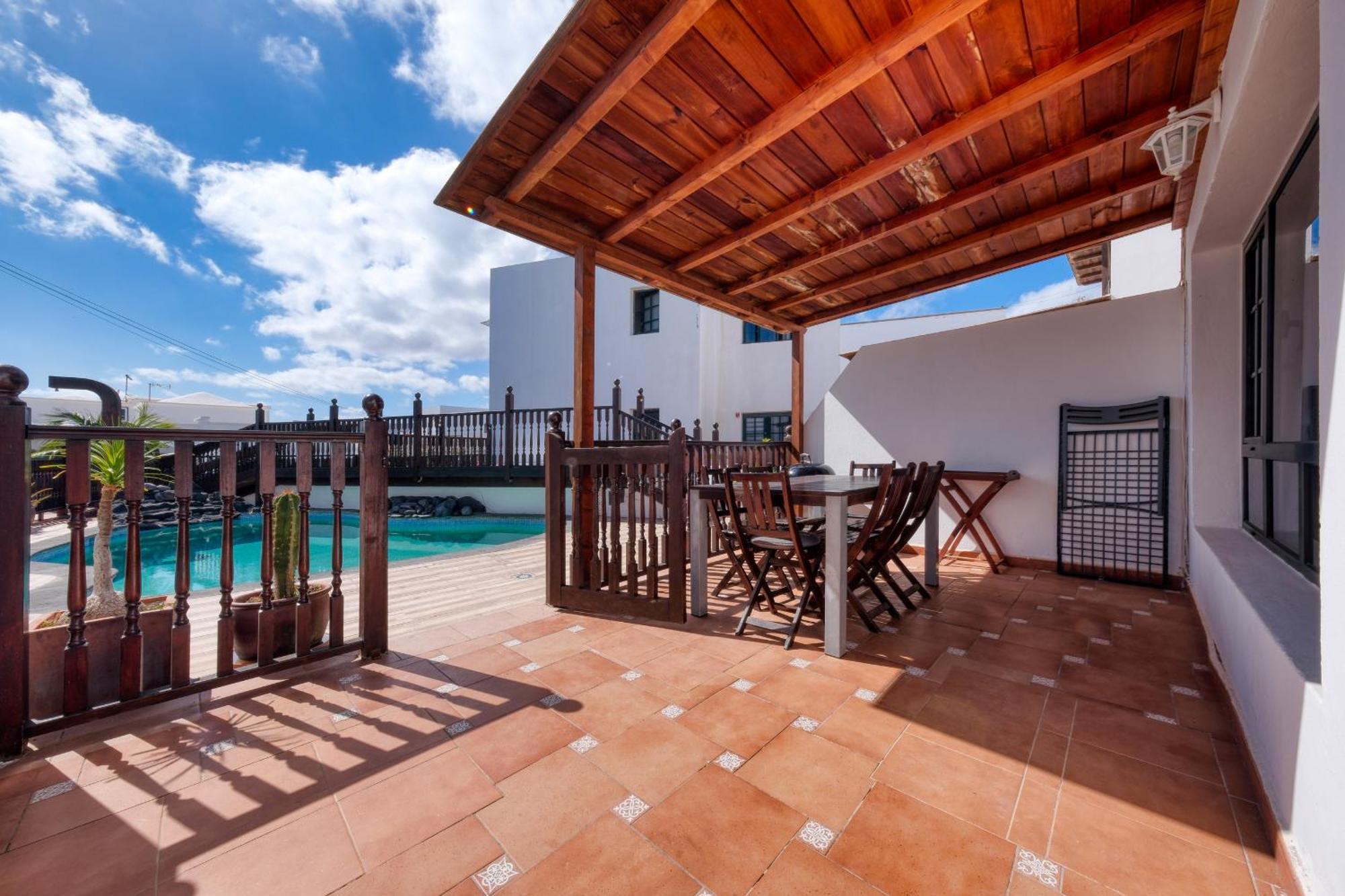 Casa Hibiscus - Shared Pool - Close To Seafront Promenade Punta Mujeres Ngoại thất bức ảnh